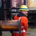 An Extremely Dangerous Way To Connect Railroad Cars